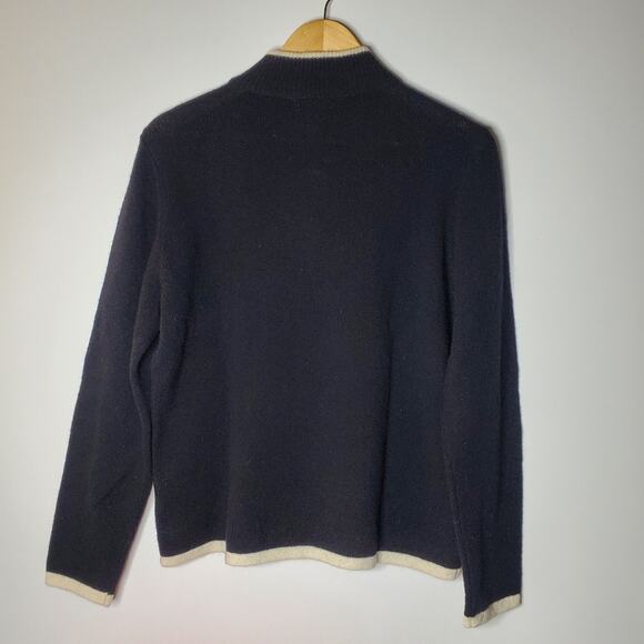 Charter Club 100% lambswool black cardigan sweater with polar Bear theme NWT - Picture 3 of 7